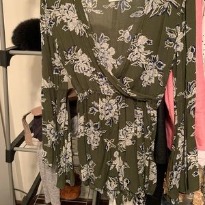 Abercrombie green floral romper